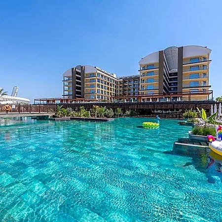Szálloda Lrs Akadia Luxury (adults Only)