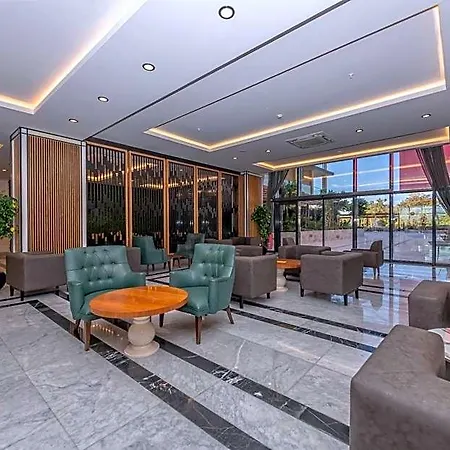 Lrs Akadia Luxury (adults Only) Side