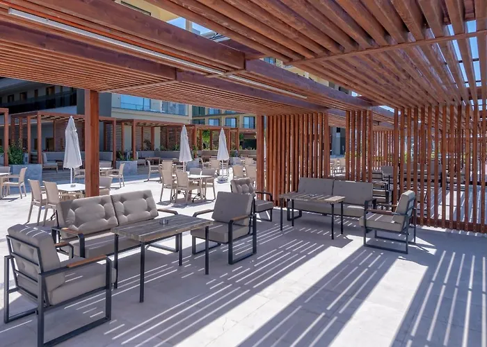 Lrs Akadia Luxury (adults Only) Sidé
